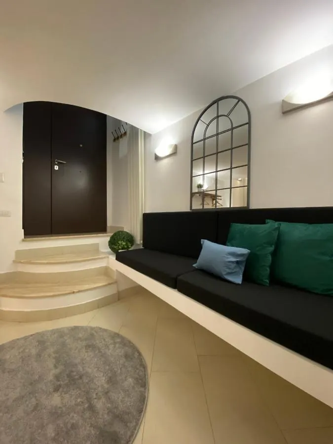 Riman, Apartment Naples 0*,  Italy
